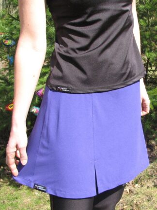 sportovní sukně s rozparkem, viskóza, barva švestková, bez kraťasů, vel.40